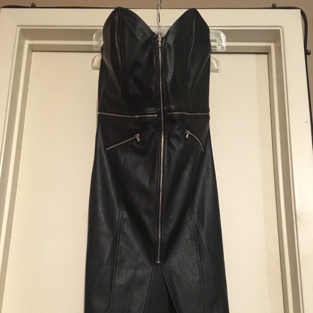 Black strapless leather dress - Picture 3 of 7